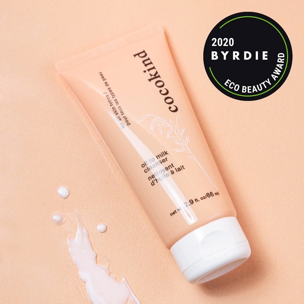 Oil to milk cleanser by Cocokind